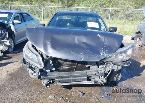 2013 Honda Accord Lx z USA, uszkodzony, nr VIN 1HGCR2F38DA002967